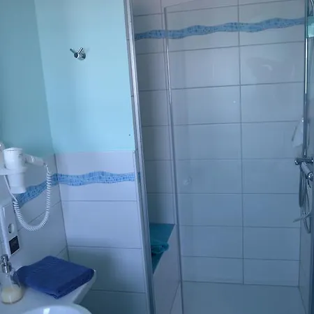 Апартаменты Landgasthaus Janshen Ellscheid